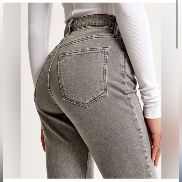 Abercrombie & Fitch The Ankle Straight Ultra High Rise Jean in Gray size 29 Long - Picture 4 of 13